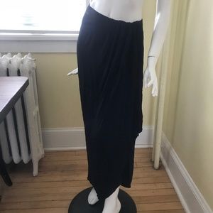 Black Maxi skirt with slit - Large
